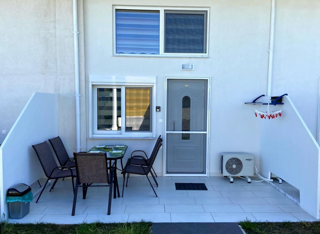 Apartment Radosevic Olympiakí Aktí المظهر الخارجي الصورة