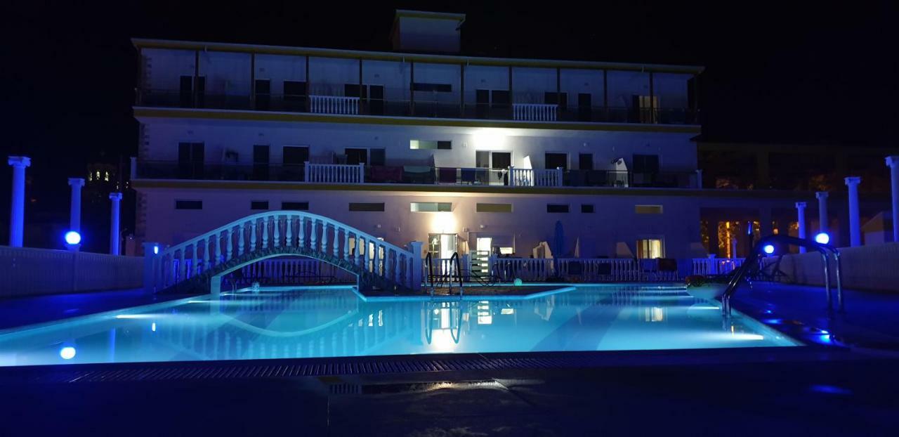 Apartment Radosevic Olympiakí Aktí المظهر الخارجي الصورة